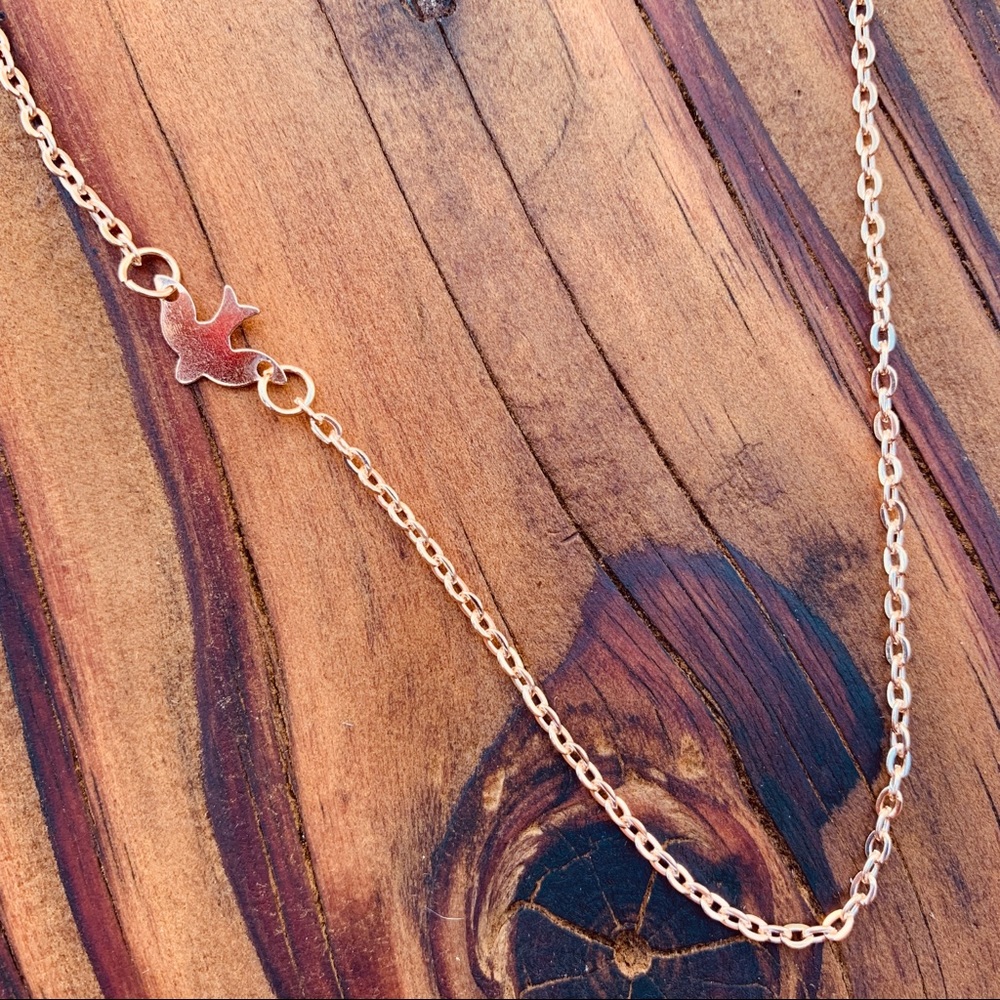GOLD Dove Collarbone Necklace - Picture 2 of 4